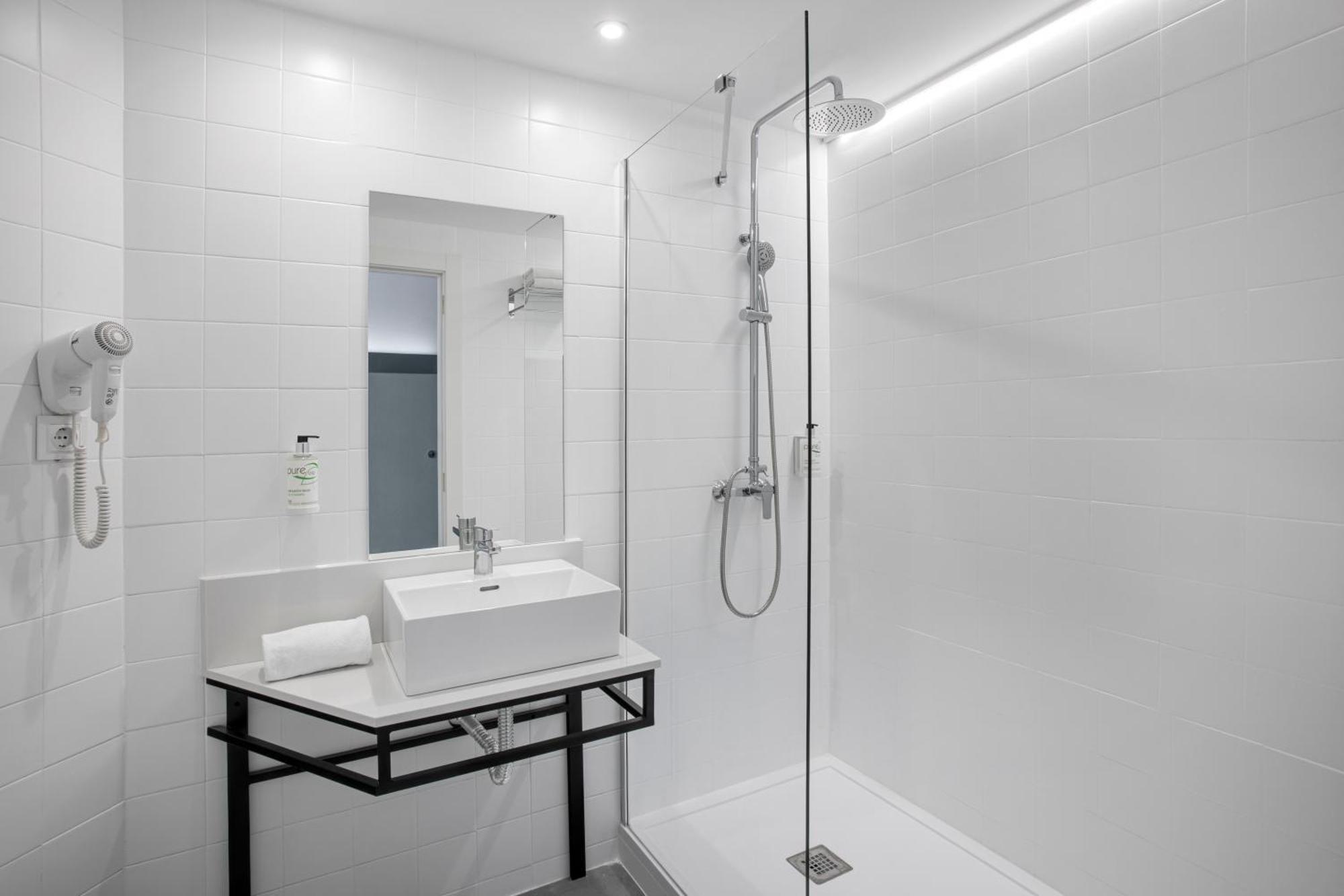פיגוארז B&B Hotel Figueres מראה חיצוני תמונה